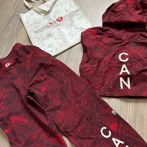 Lululemon Team Canada Set